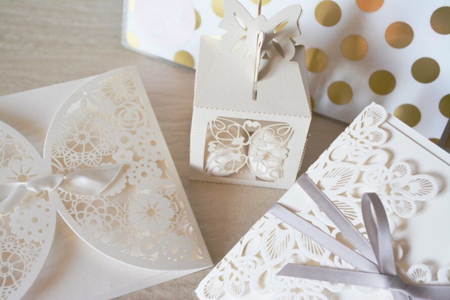 White paper boxes in varying sizes